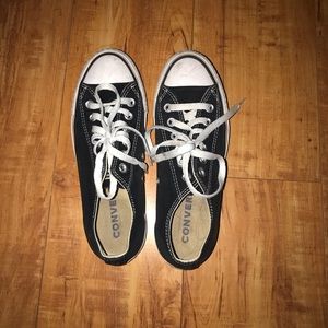 Converse size 4.5